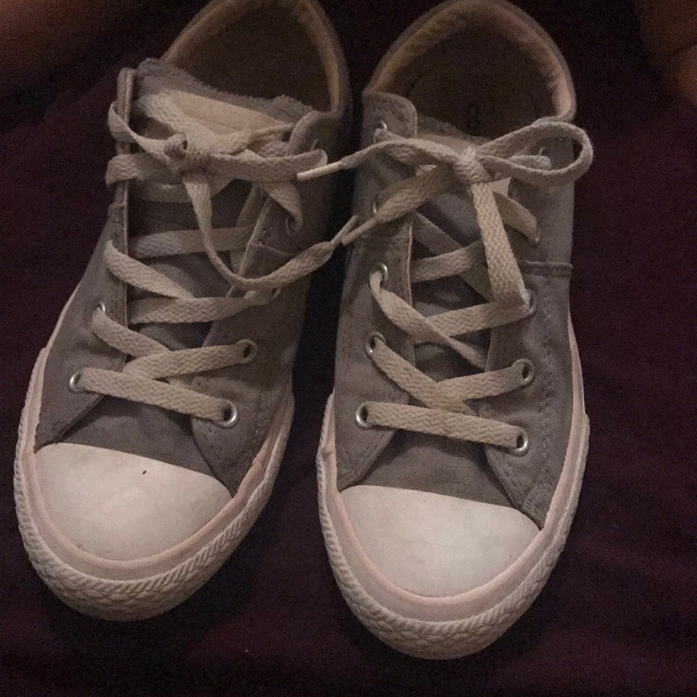 Converse size 3